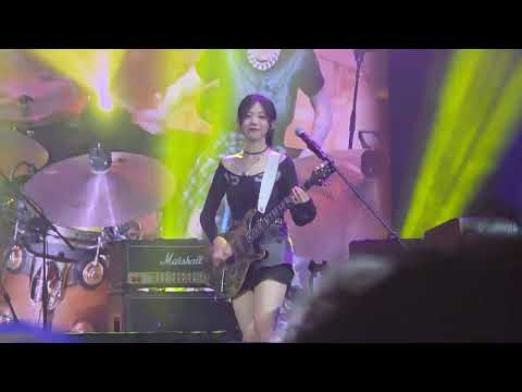 QWER 'D-DAY' 직캠 (FULL ver)ㅣYOUTH WAVE: THE BAND NIGHT 260516