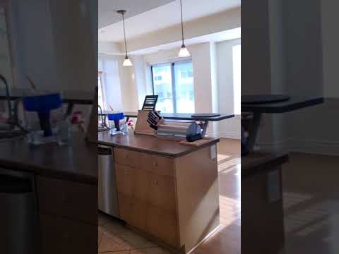 85 Bronson, The Gardens: Beautiful 1.5 bedroom 1.5 bathroom unit