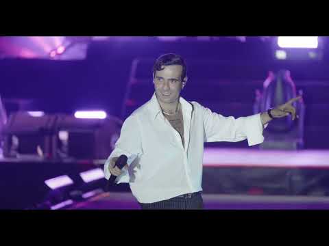 Mert Demir - Gözlerime Bak (Live At KÇP)