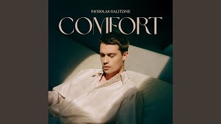 Musik-Video-Miniaturansicht zu Comfort Songtext von Nicolas Galitzine