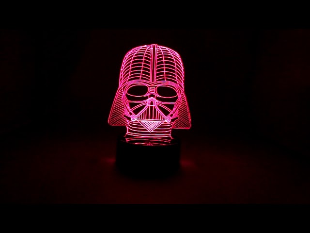 Vídeo relacionado con Paladone Lámpara de vidrio holográfica Darth Vader 3D - Producto oficial Star Wars, lámpara LED coleccionable, regalos y accesorios de escritorio de Star Wars Anakin Skywalker