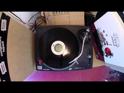 Daniel Grau - El Leon Bailarin (Original from El Leon Bailarin 1980)