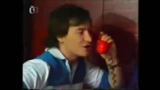 Videoklip: Michal David - Korunou si hodím s textom piesne Videoklip Michal David - Korunou si hodím s textom piesne