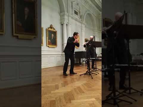 Tilo Medek: Vaterbildvariationen für Altflöte, Flöten und Piccoloflöten