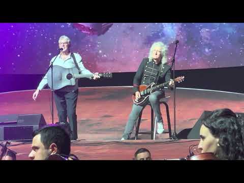 FLOATING IN HEAVEN - Graham Gouldman and Brian May - Starmus VI
