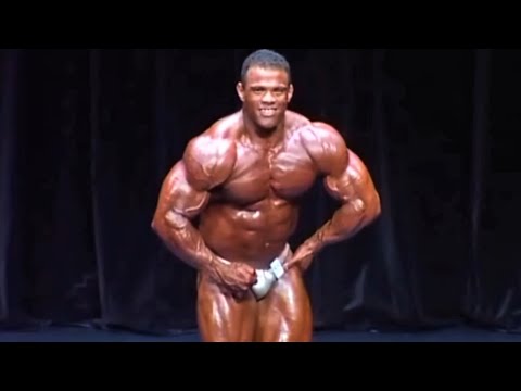 Fabio Dos Santos (BRA), NABBA Worlds 2004