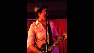 Hunter Valentine - The Great Canadian Love Song (live)