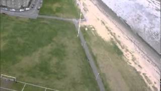 preview picture of video 'Bermuda Kite Overlooks Musselburgh Links'