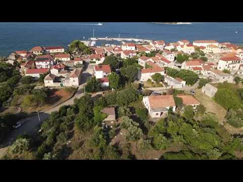 Kuća na Pašmanu niti 500m od mora!