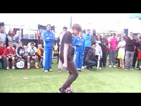 UK Freestyle Footballl championship semi final Martin Schopf v Ziomal