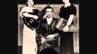The Carter Family - Wildwood Flower (With A.P and Maybelle harmonies)