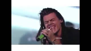 Harry hitting high note in Drag Me Down