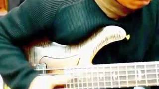 Video thumbnail for PRS private stock Gary Grainger Bass 5 by 楽器好きにはたまらない! フーチーズ 渋谷店 / Guitar Shop Hoochie's