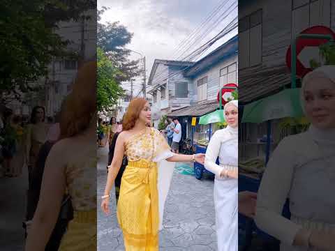 Bangkok trip with Nelydia Senrose, Uqasha Senrose, Raysha Rizrose, Aprena Manrose & Nadiyah Shahab.