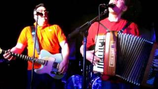 They Might Be Giants - Subliminal / It&#39;s Kickin&#39; In (2009-02-28 - (le) poisson rouge - New York, NY)