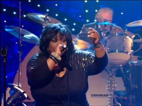 Dave Swift on Bass with Jools Holland backing Ruby Turner 
