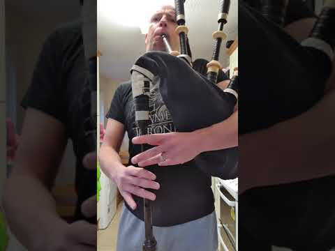 Daily tune challenge on pipes - Angus MacKinnon & Cock O' the North