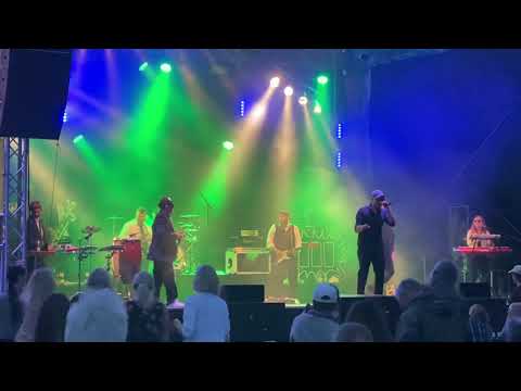 MusicMonks - Dickes B Live