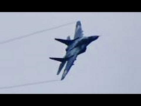 Polish AF MIG-29 Full Afterburner High Speed Turn @ RIAT 2016 Fairford