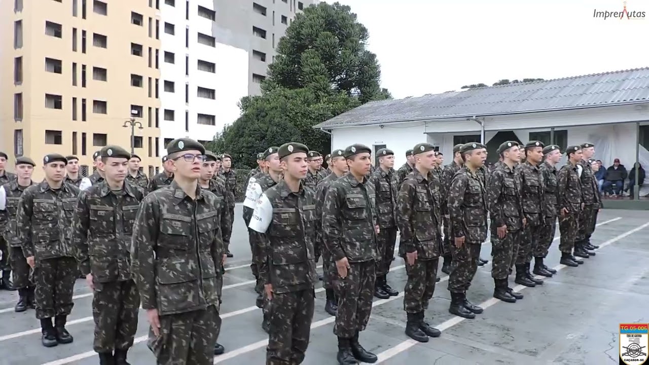 Canção do Exército pelo TG 05 006 (Sentinela do Contestado) no Dia do Soldado