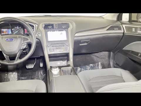 2017 Ford Fusion SE Sedan