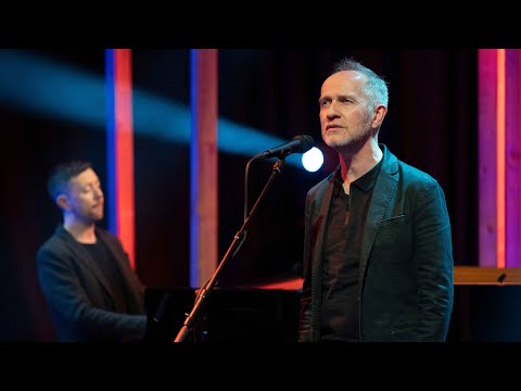 Iarla Ó Lionáird performing with Cormac McCarthy & Matthew Berrill | The Tommy Tiernan Show | RTÉ