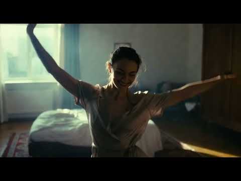 Cuando Ella Está Sola - karen melissa (canción a la mujer) - Spanish