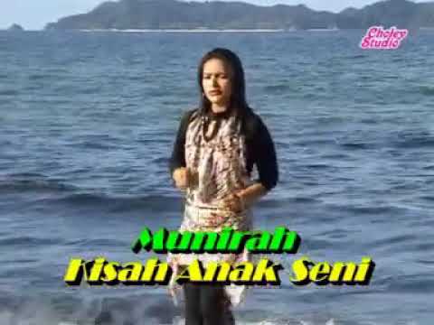 Aku Seorang Penyanyi - Munirah