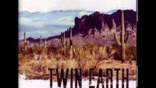 Twin Earth - Black Band