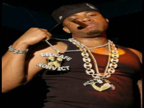 Red Cafe Feat Akon - Go Get it