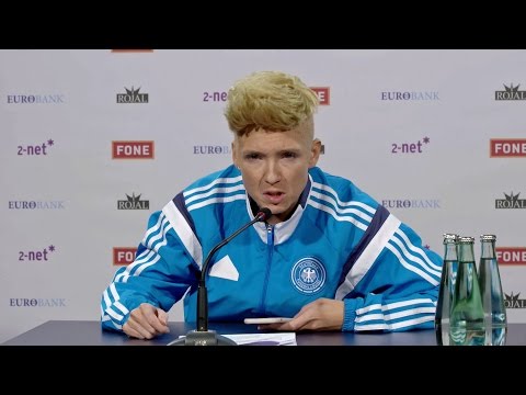 Ein Match! PussyTerror TV mit Carolin Kebekus