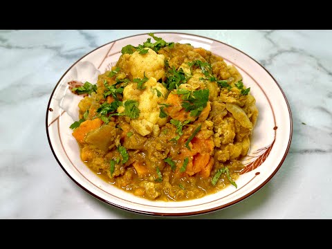Easy One-Pot Meal: Cauliflower Curry with Sweet Potato & Lentils