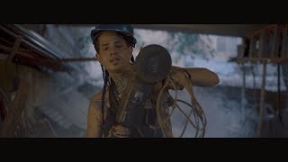 Video Volare de Alexis Chaires, Maniako