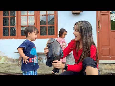 MONSTER FISH LIVES IN A NARROW DITCH!! FISH HUNTING ALL THE WAY TO WONOSOBO, BESTIE 😍