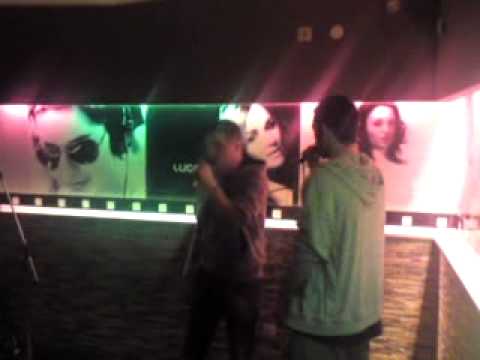 Akinski & Fantastic - Šta je ljubav (Live @ Santos 26. 01. 2011.)