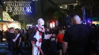 Download the video "Art the Clown Tries to Scare the Kids | Halloween Horror Nights 2025"