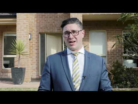 33 Balmoral Cres, Georges Hall Auction - Craig Stephenson - Ray White Bankstown