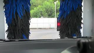 DAIFUKU洗車機：MEGAWASH（車内から撮影）