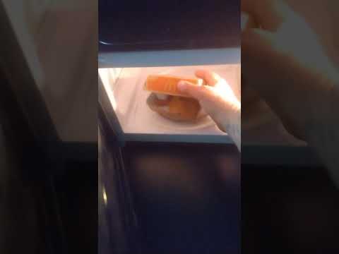 CHICKEN MCNUGGETS IN THE MICROWAVE