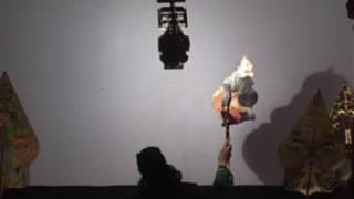 Download lagu Pagelaran Wayang Kulit - Petruk Ilang Petele 5 mp3