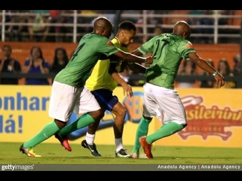 Neymar Jr all 4  goals vs Robinho and friends in charity Chapecoense game | 23 Dec 2016