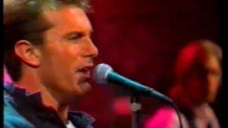 James Reyne - No Such Thing As Love - Live 1989