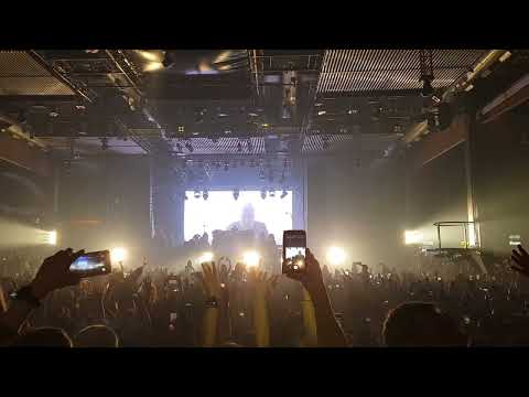 Paul Kalkbrenner-Sky and Sand-Mothertrucker.Fabrik Madrid