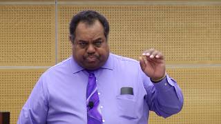 Daryl Davis Interviews KKK: "Klan-destine Relationships: A Black Man's Odyssey in the Ku Klux Klan"