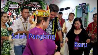 Download lagu Tesat Pangking Urang - MARK BENET, MARYLINE & SWAYLIN mp3