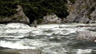 preview picture of video 'Jo kayaking Granity Rapid'