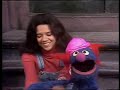 Classic Sesame Street Grover Loves Maria 1975