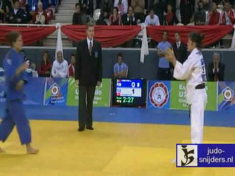 Judo 2009 Antalya: Leandra Freitas (POR) - Kubra Tekneci (TUR) [-48kg] bronze.