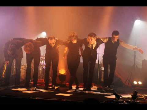 Diving With Andy Live au Café de la Danse : Sugar Sugar