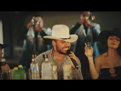 Gerardo Coronel "El Jerry" x Roberto Tapia - Total Ya Se Fue [En Vivo]